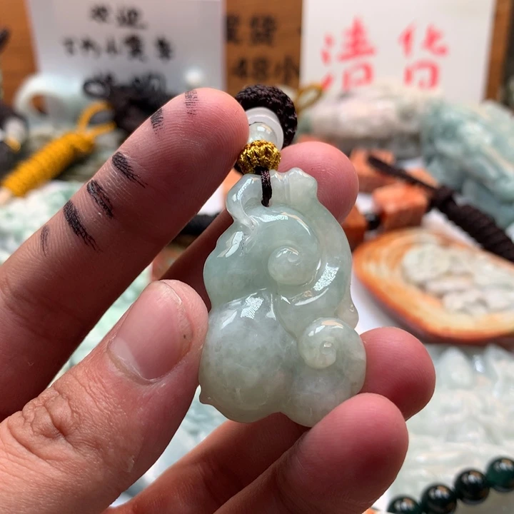 翡翠未镶嵌颈饰保真天然a货翡翠