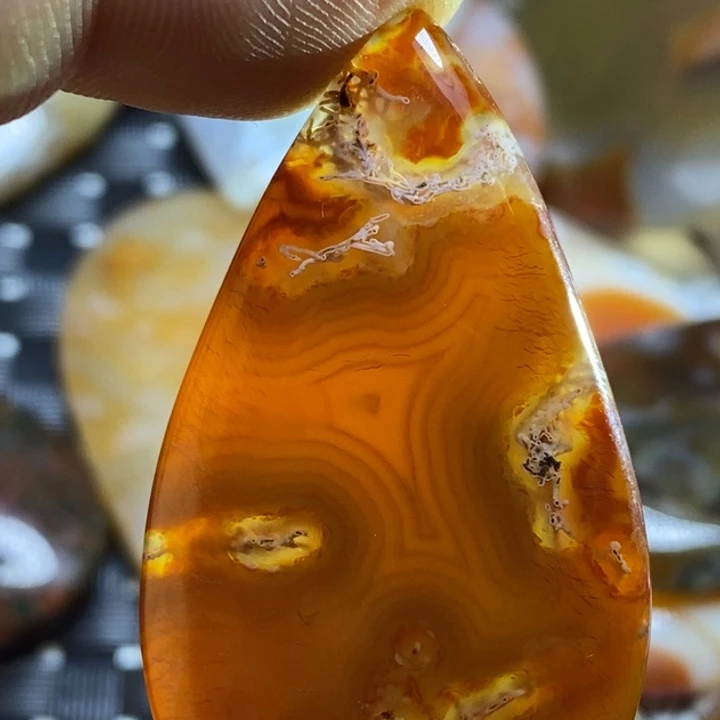 玛瑙/玉髓颈饰未镶嵌