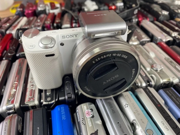 9新 Sony/索尼 Nex-5t数码微单相机，网红爆款