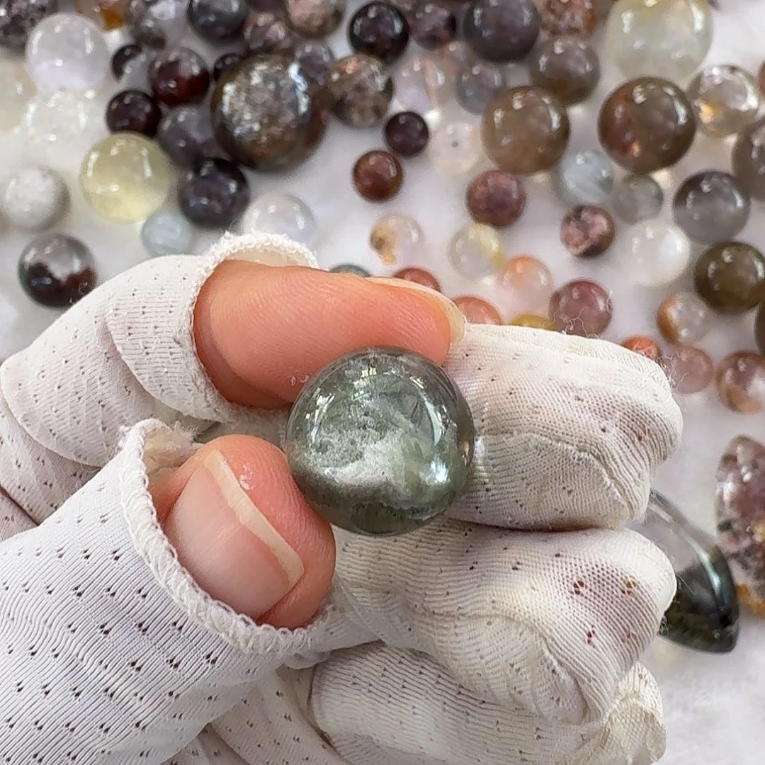 豆***块未镶嵌颈饰水晶打孔不退换