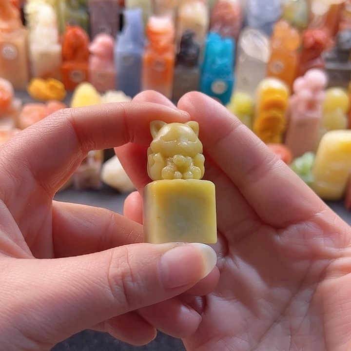 青田石印石手工定制2厘米，九尾狐，包刻字