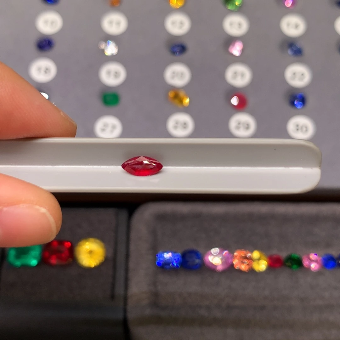 红宝石裸石30分左右红宝石