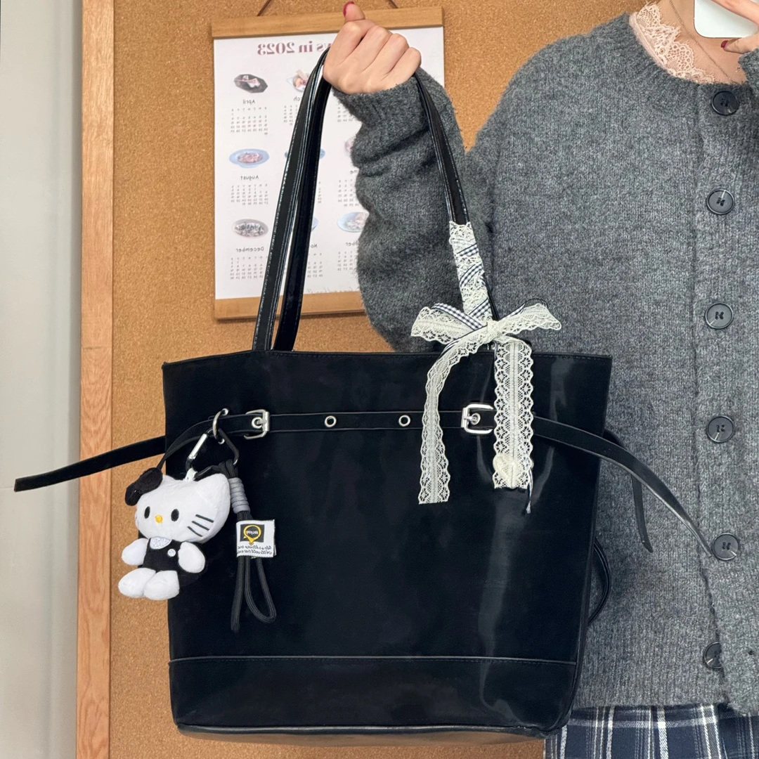 一张同学【长约35宽12高30单位厘米】时尚百搭一包多背C4341黑