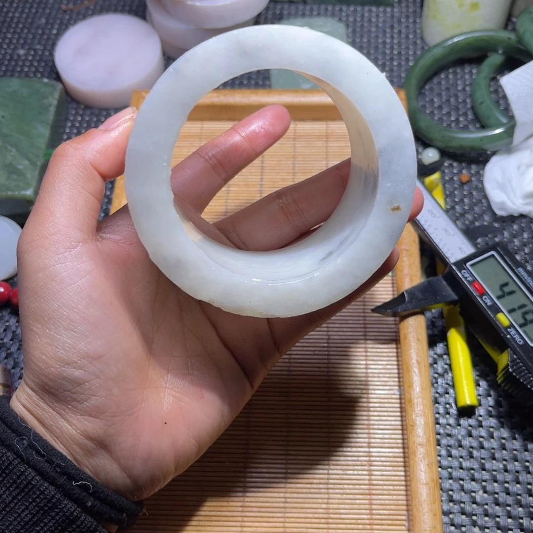 未镶嵌和田玉车挂