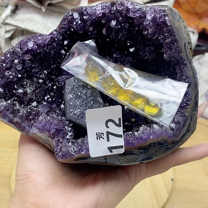 周***烟紫晶未镶嵌大型摆件（非配饰）