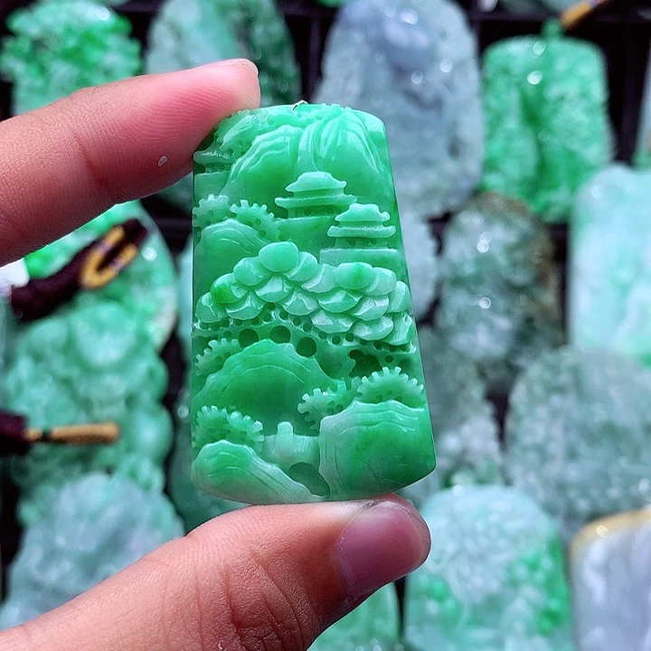 翡翠未镶嵌吊坠(不含链)