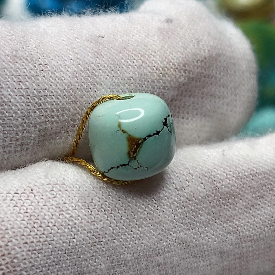 未镶嵌绿松石天然原矿 带武汉地大证书