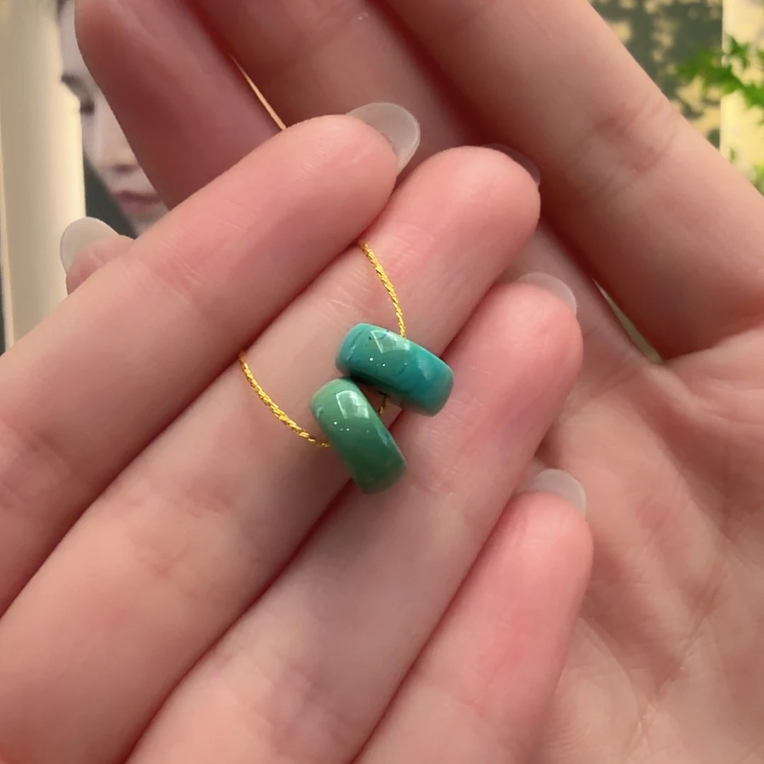 绿松石未镶嵌颈饰