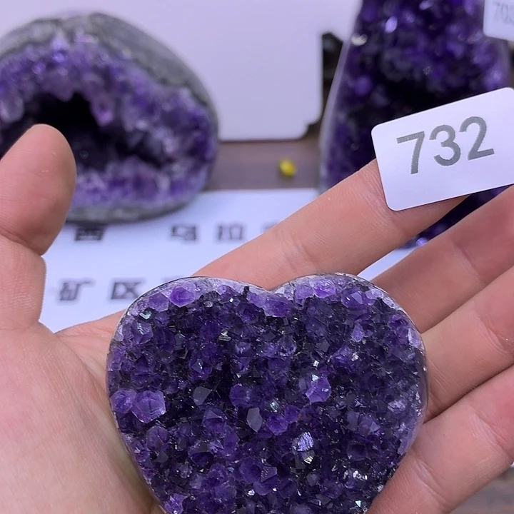 未镶嵌大型摆件（非配饰）紫晶