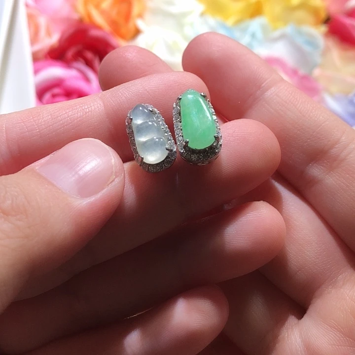 阿***玖颈饰未镶嵌翡翠翡翠