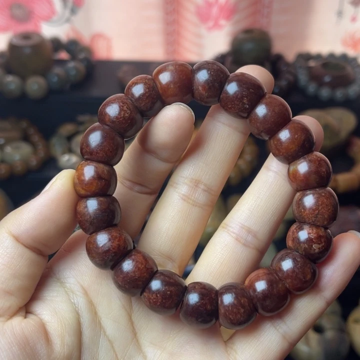 未镶嵌手链岫岩河磨玉（透闪石质玉）
