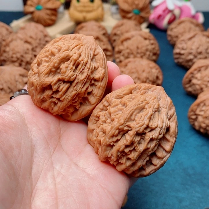 文玩核桃把件矿**瓶麦虎42