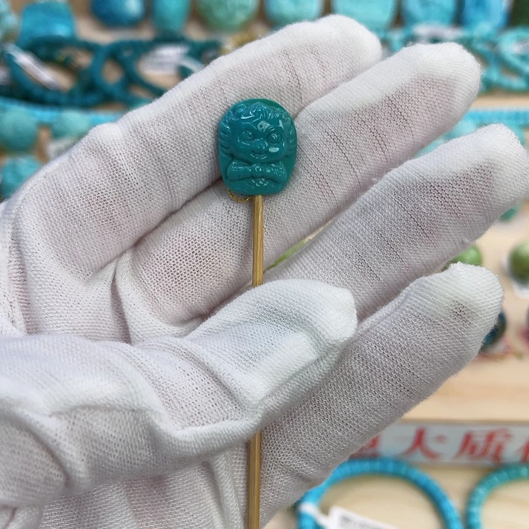 未镶嵌绿松石珠宝奇石