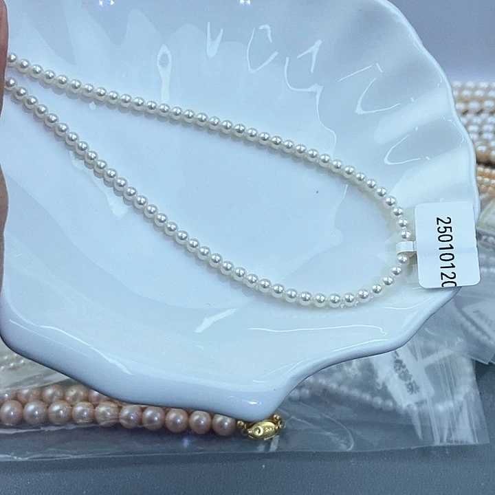 未镶嵌淡水珍珠颈饰