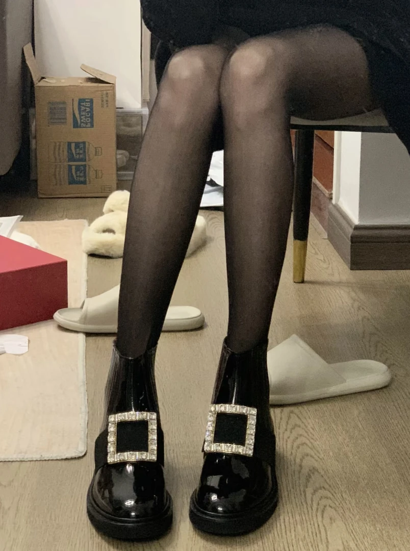 各款式断码福利短靴长靴乐福毛毛拖运动鞋帆布鞋福利品