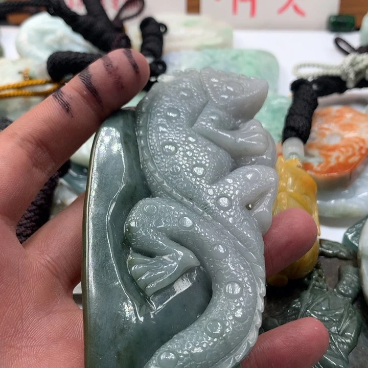 颈饰未镶嵌翡翠保真天然a货翡翠