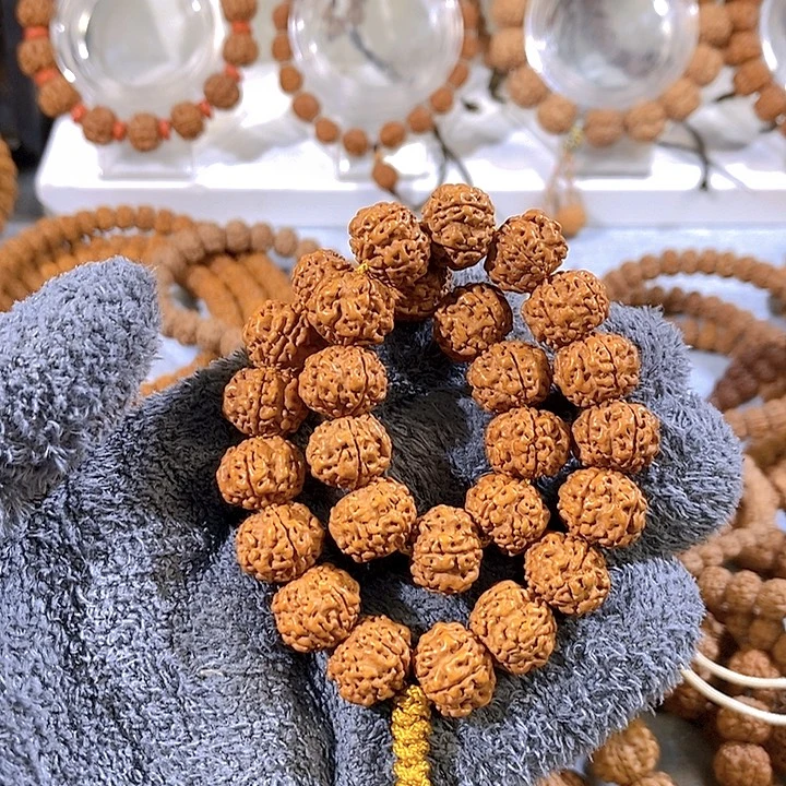 @****吊坠金刚菩提方印梅花