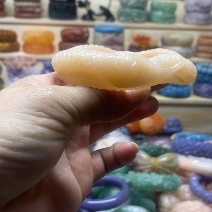 未镶嵌手镯石英质玉