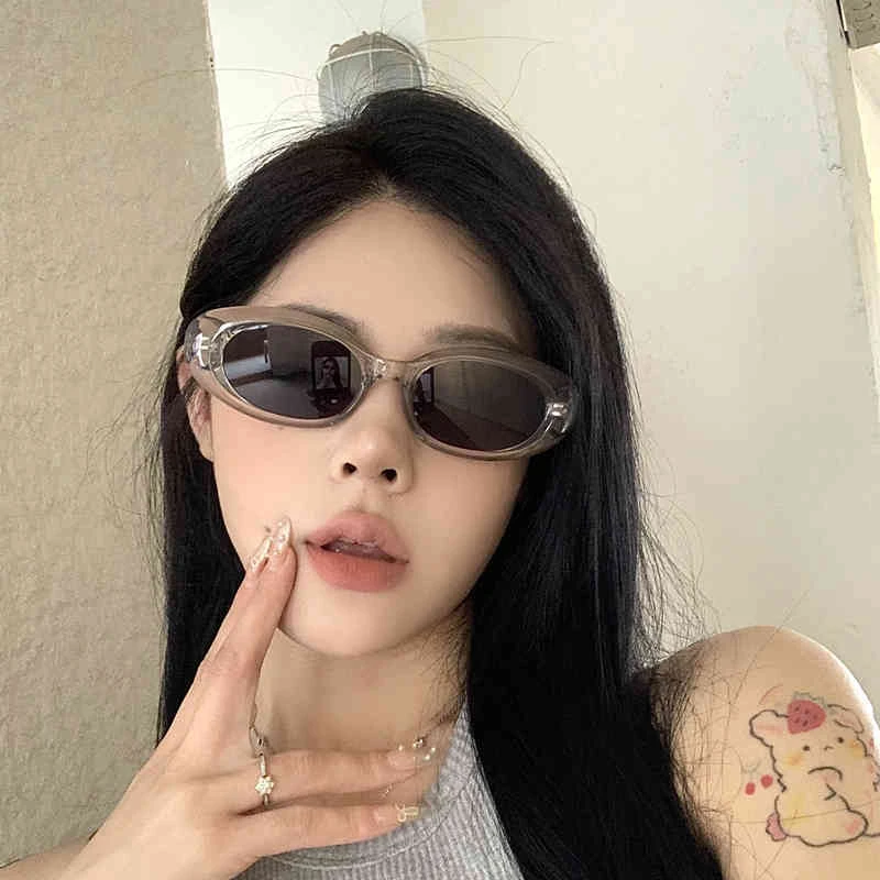 韩版2025新款明星同款猫眼墨镜女椭圆形高级感圆脸凹造型太阳镜男