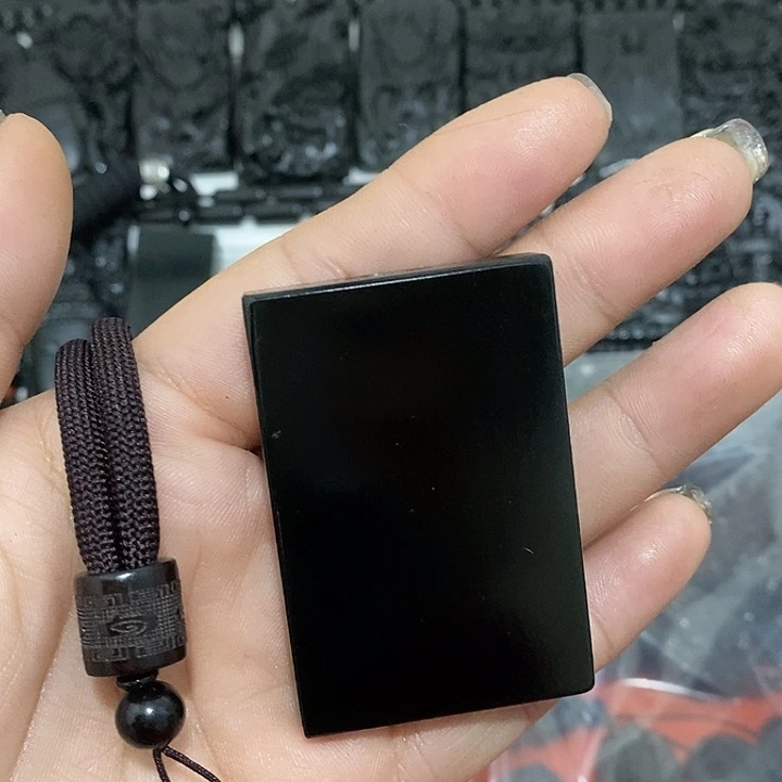 风***&蛇纹石玉未镶嵌颈饰