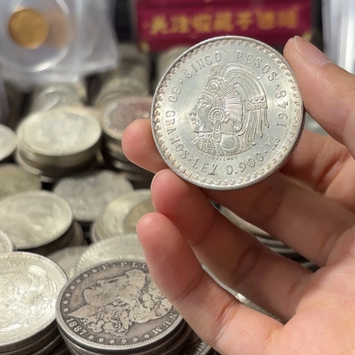 我***手银Ag900墨西哥印第安人大银币