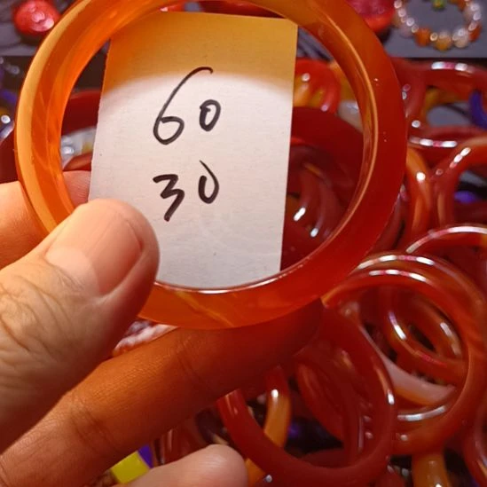 玛瑙/玉髓手镯未镶嵌