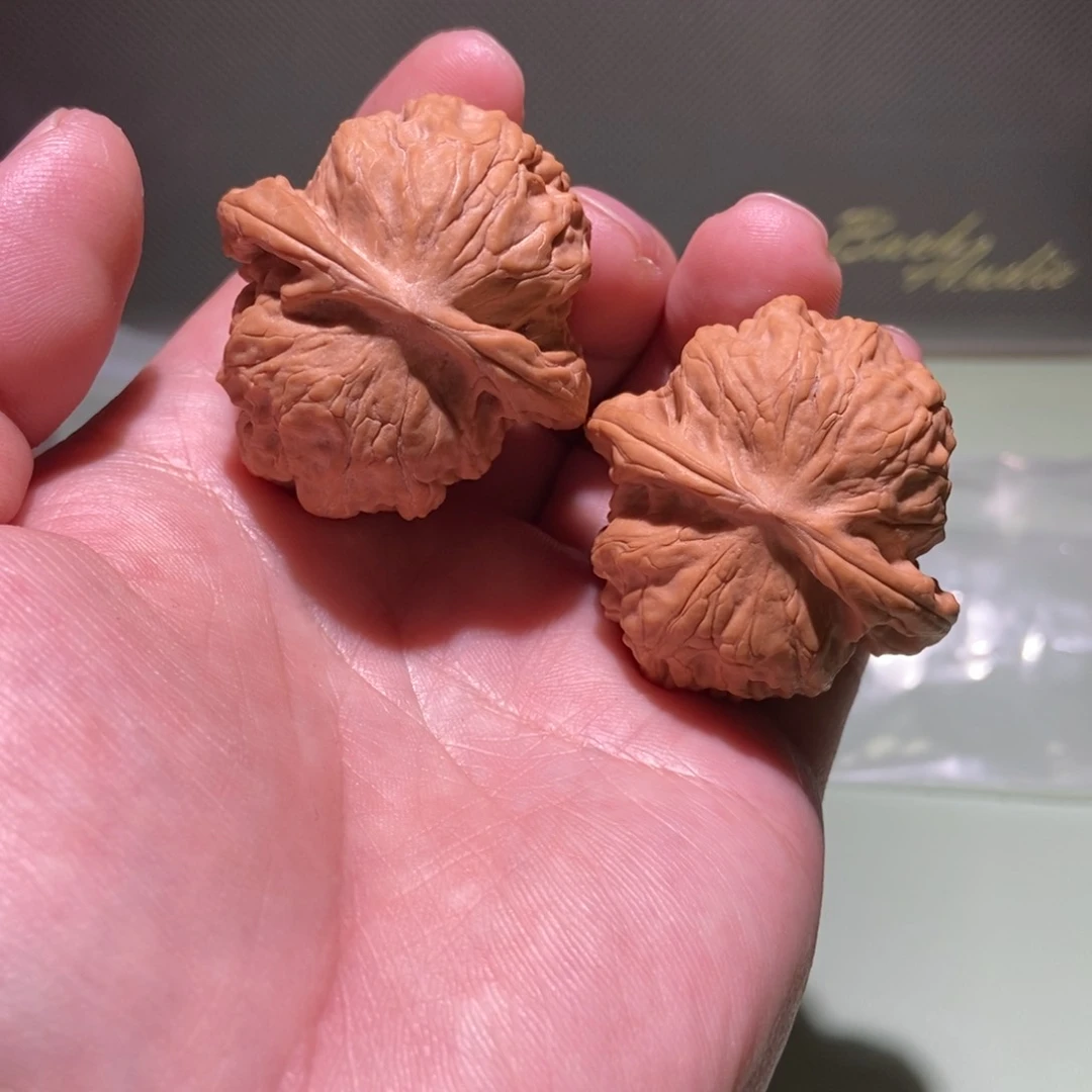 文玩核桃吊坠全品野狼39