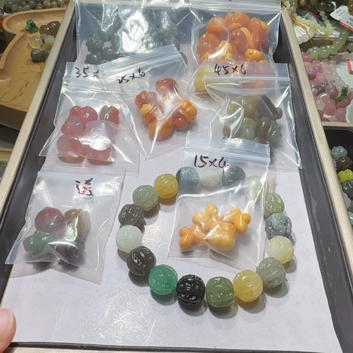 和田玉未镶嵌珠宝半成品璐*