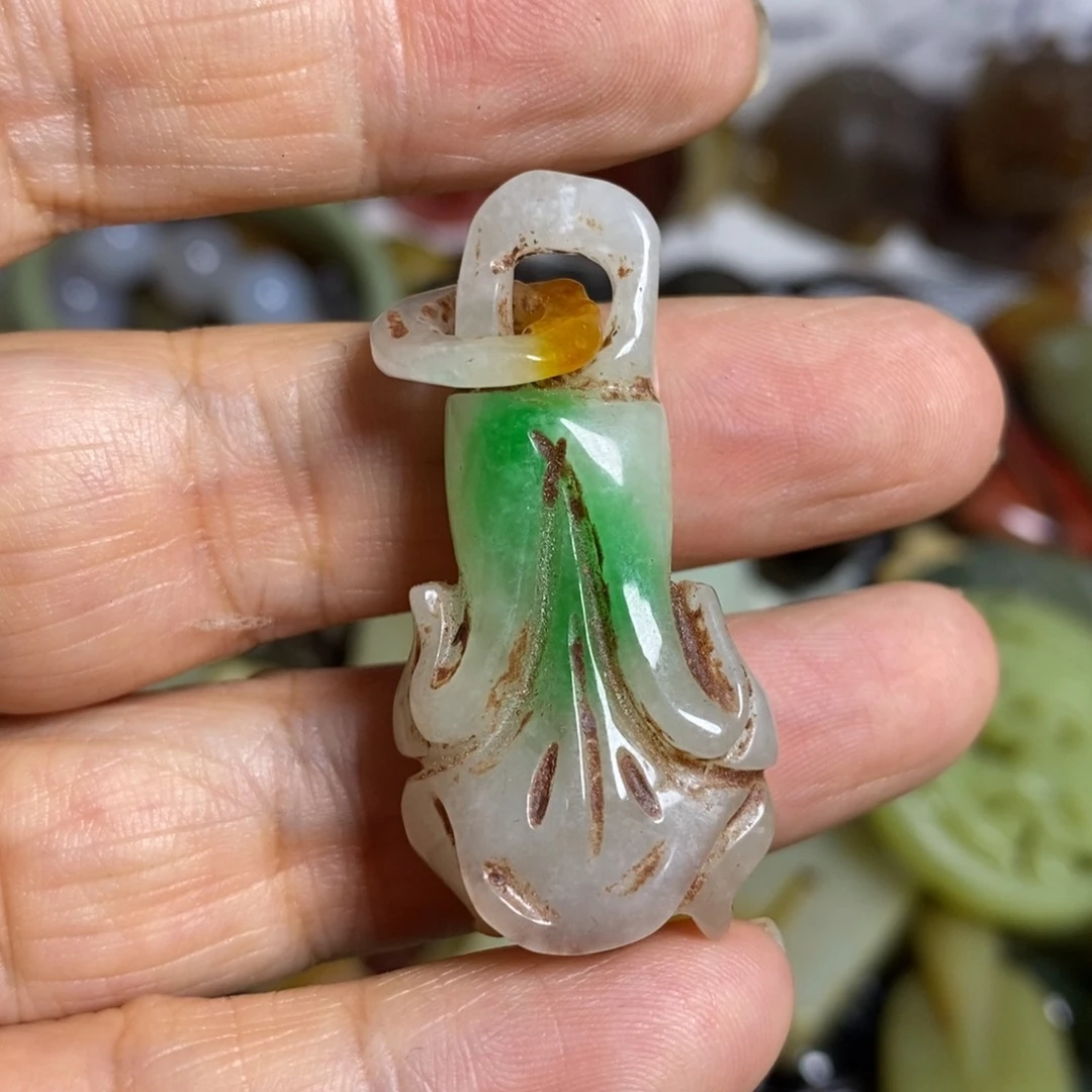 和田玉（糖玉）未镶嵌颈饰