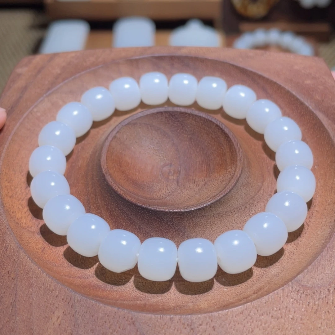 未镶嵌手链和田玉卡9