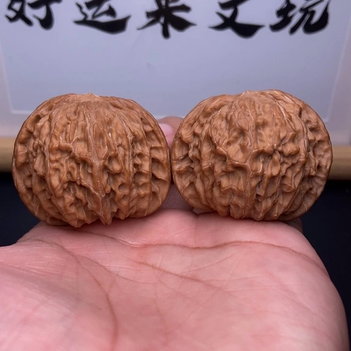 核桃全品磨盘狮子头