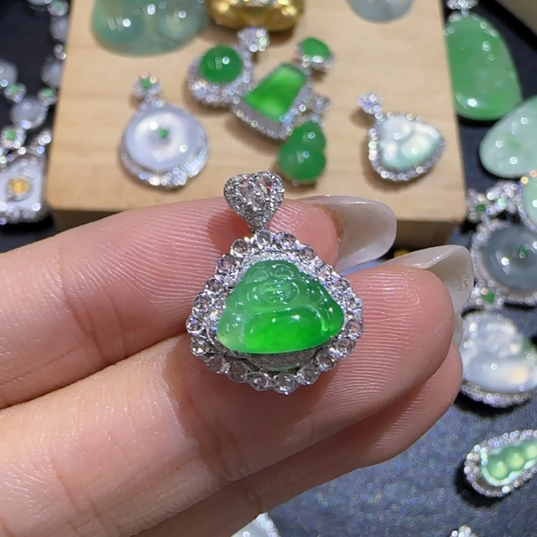 翡翠18K金镶嵌颈饰精品