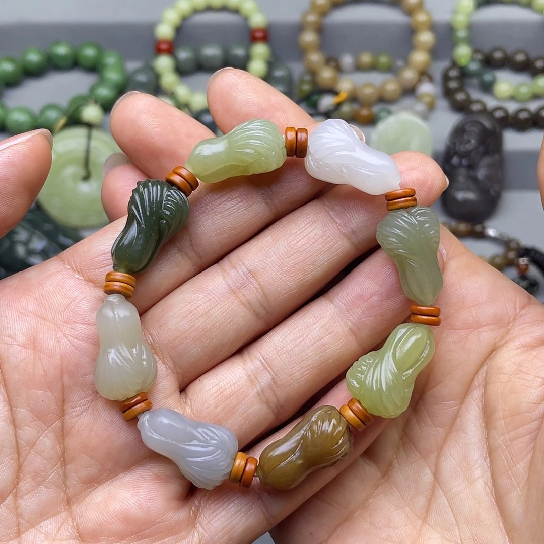 和田玉未镶嵌颈饰热****理