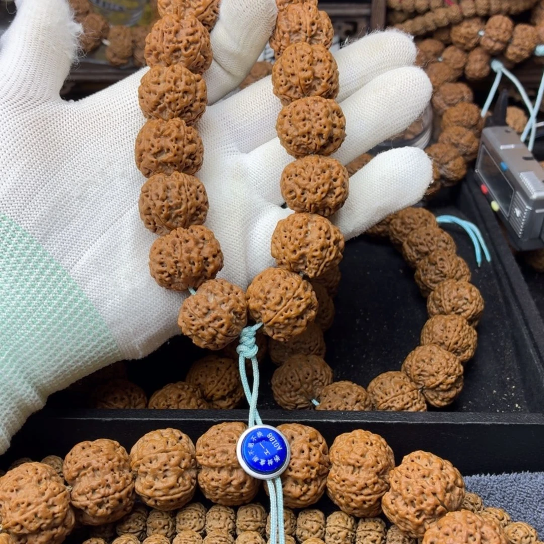 吊坠金刚菩提A货蜂王22mm