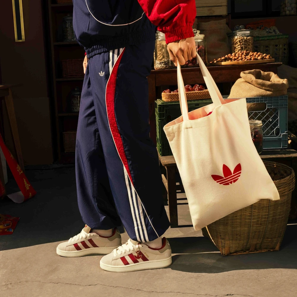 adidas三叶草蛇年新年款复古梭织撞色可调节运动裤 JN3791JN3790