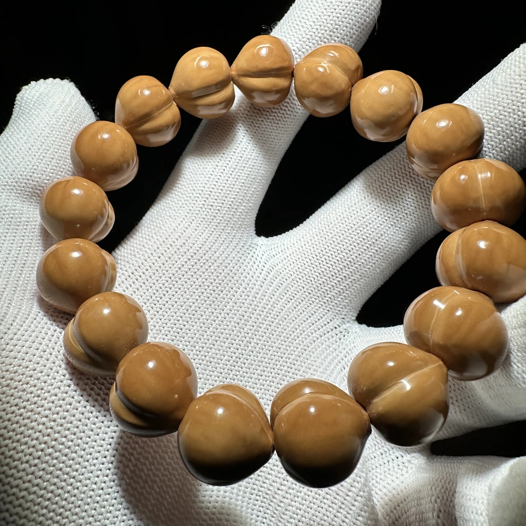 净面屁桃爱心15猴头核桃精工雕刻