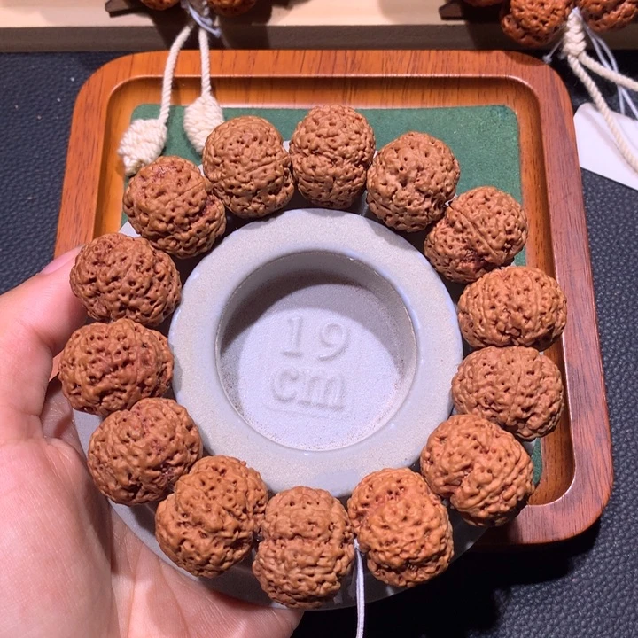 金刚菩提手串21+泰森梅花