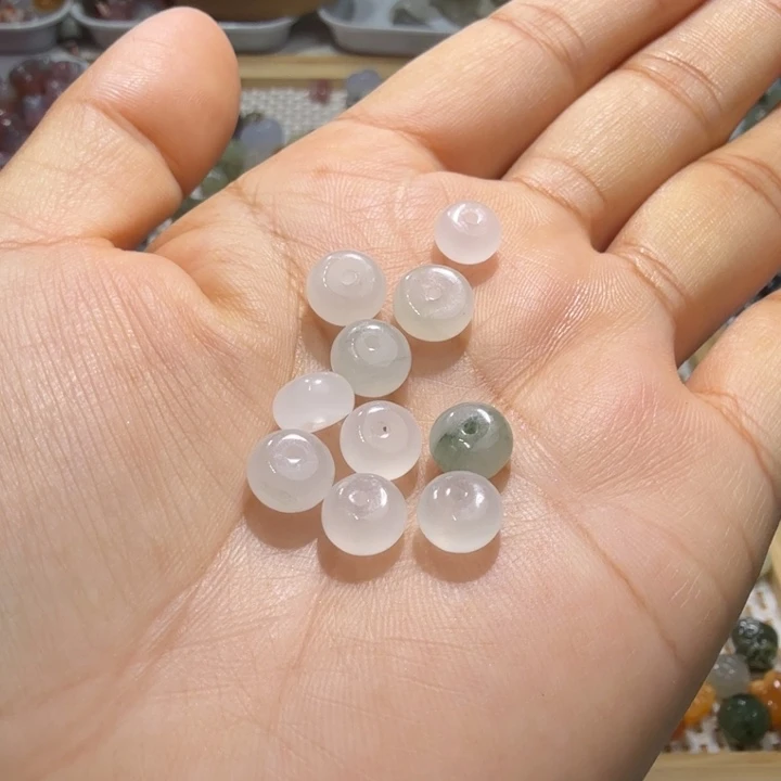 和田玉未镶嵌珠宝半成品