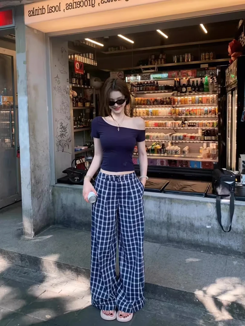 2025夏季新款斜肩短袖显瘦T恤女修身打底短款小众上衣女ins