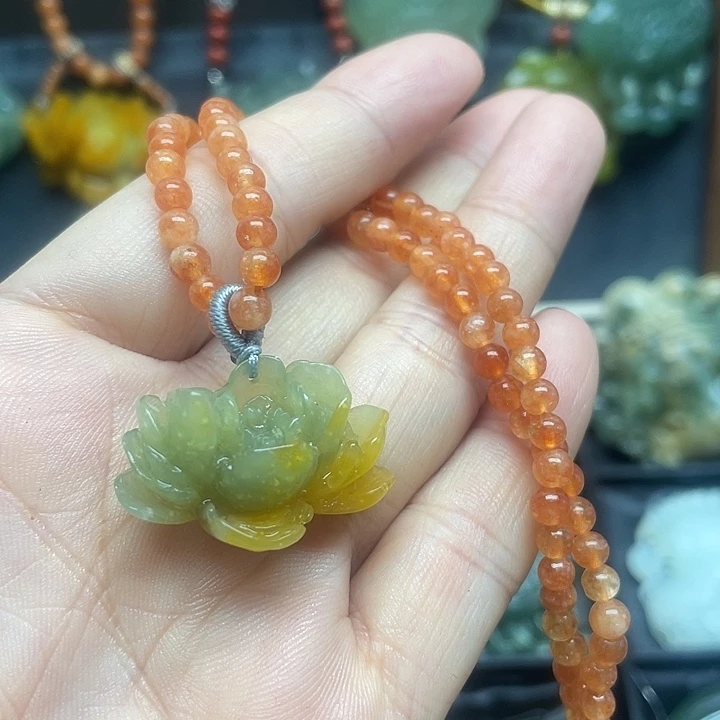 未镶嵌蛇纹石玉颈饰