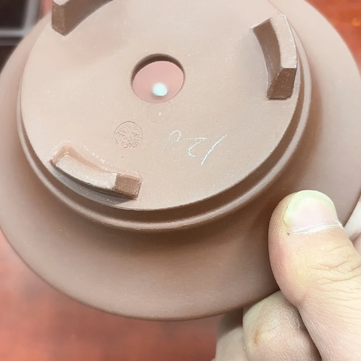 紫砂花盆紫砂的颜色很好看