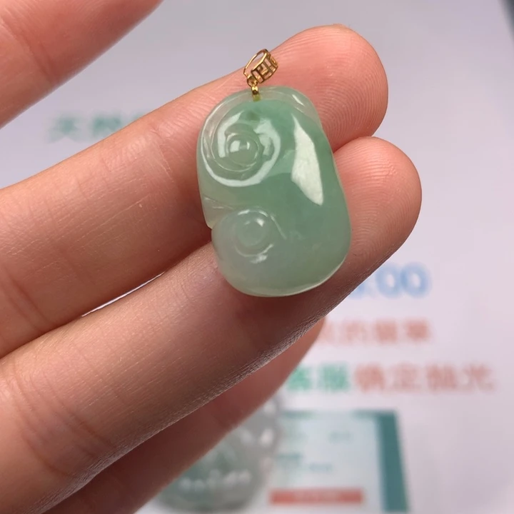 翡翠未镶嵌颈饰翡翠