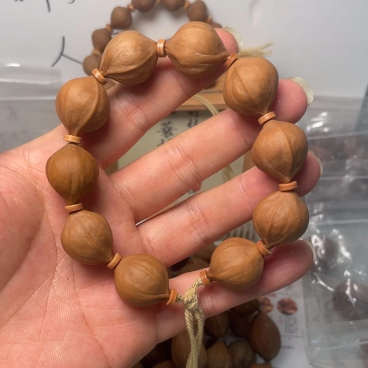 橄榄核手串/手链C****店18油核
