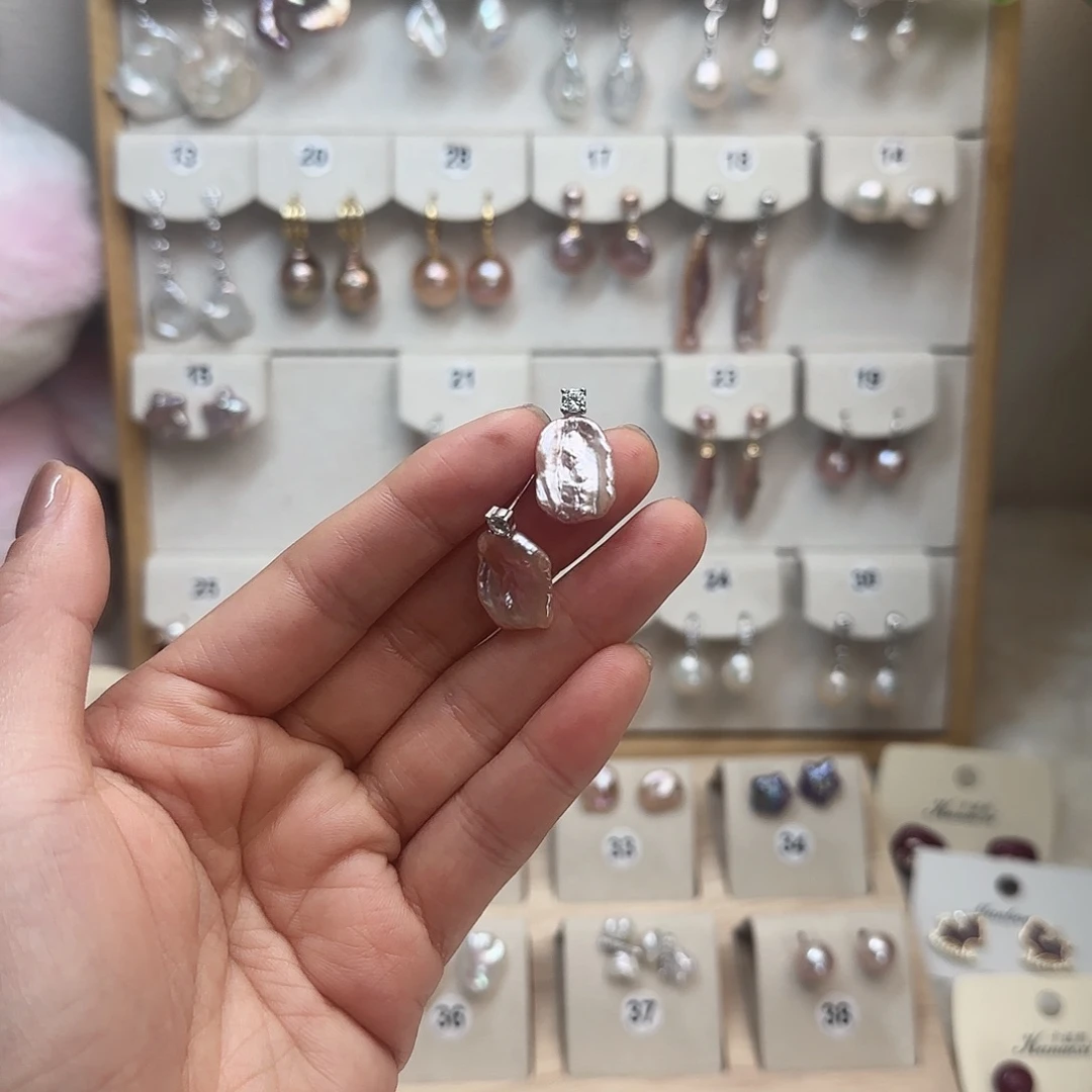 *****琉璃非金属925银花瓣耳饰7678899