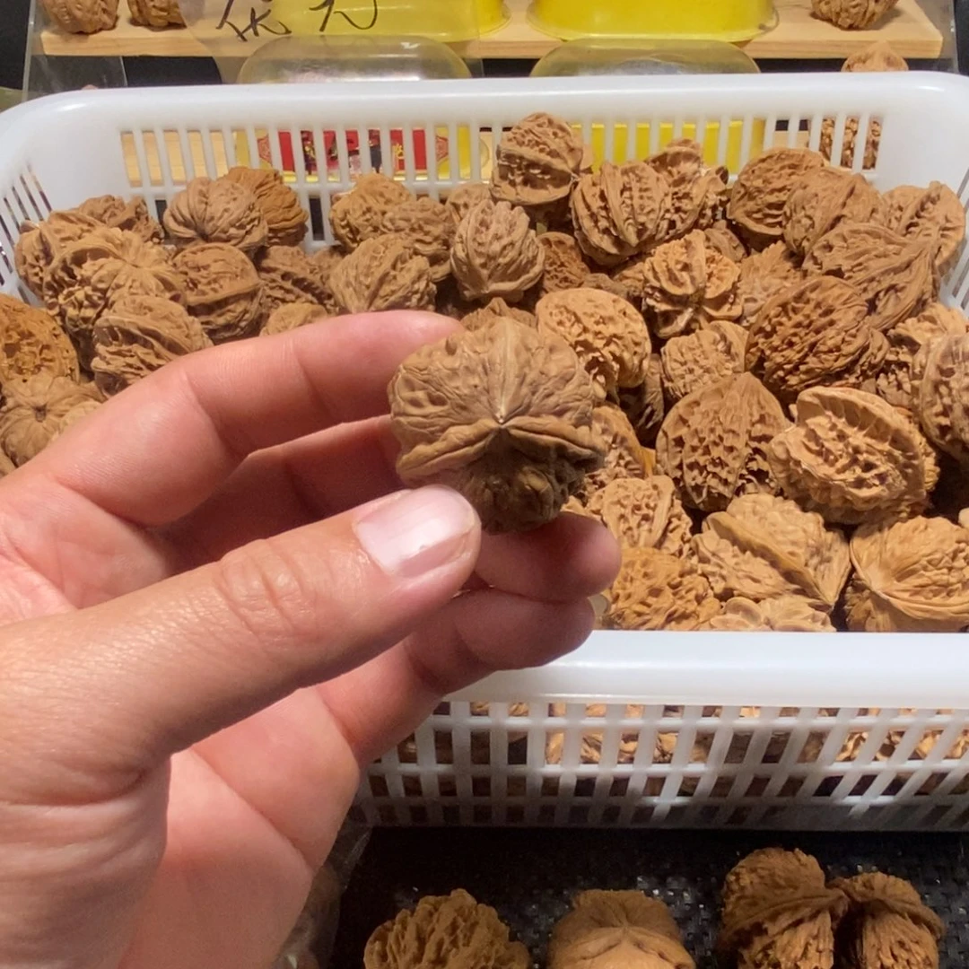 一***力文玩核桃吊坠核桃异形