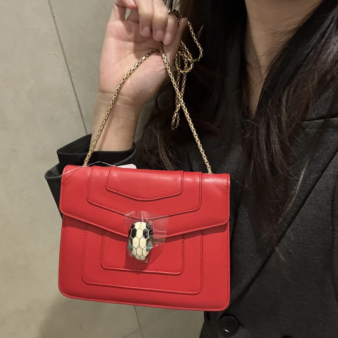 95新 BVLGARI/宝格丽 【小考拉】宝格丽 红色小号蛇头单肩包
