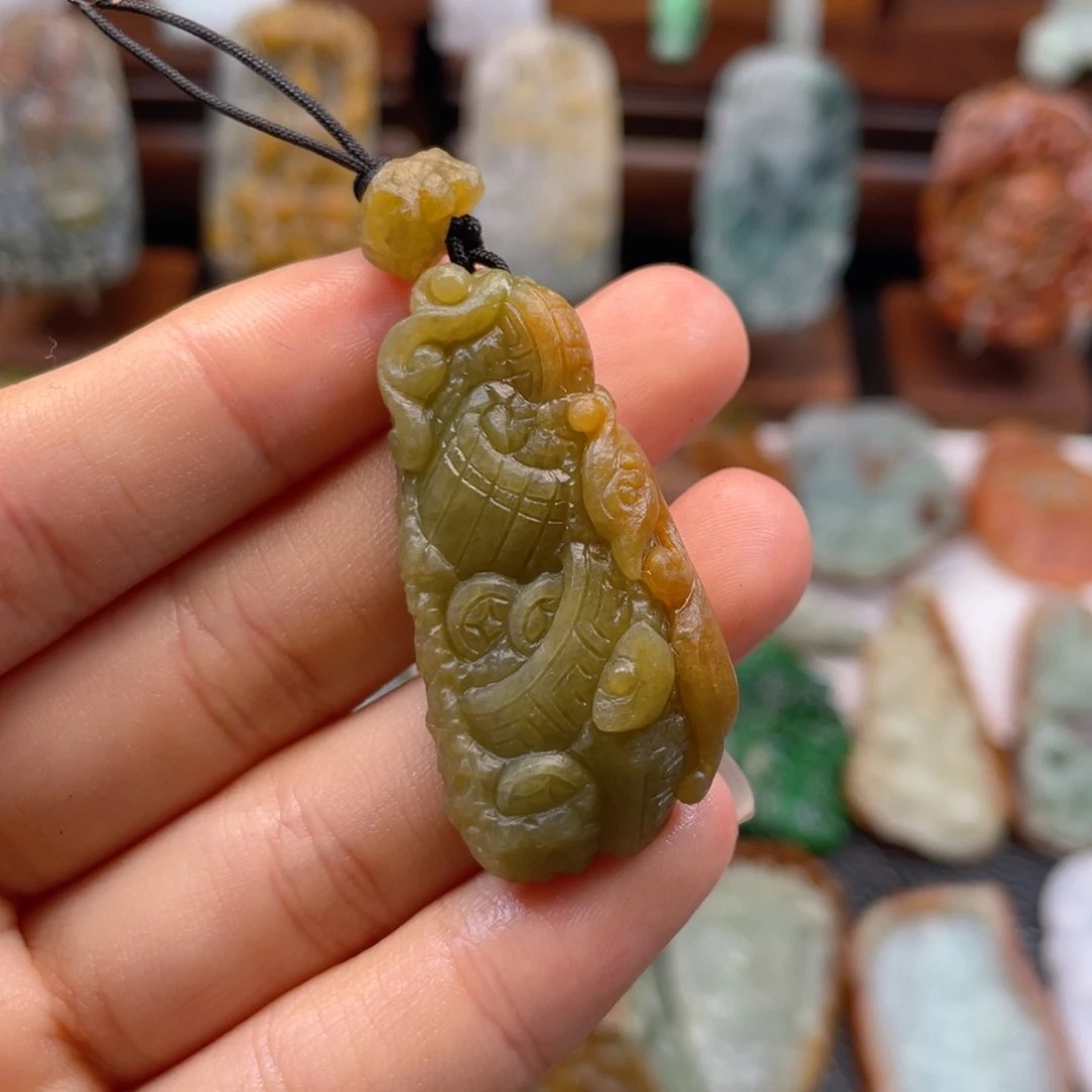 定制翡翠未镶嵌翡翠