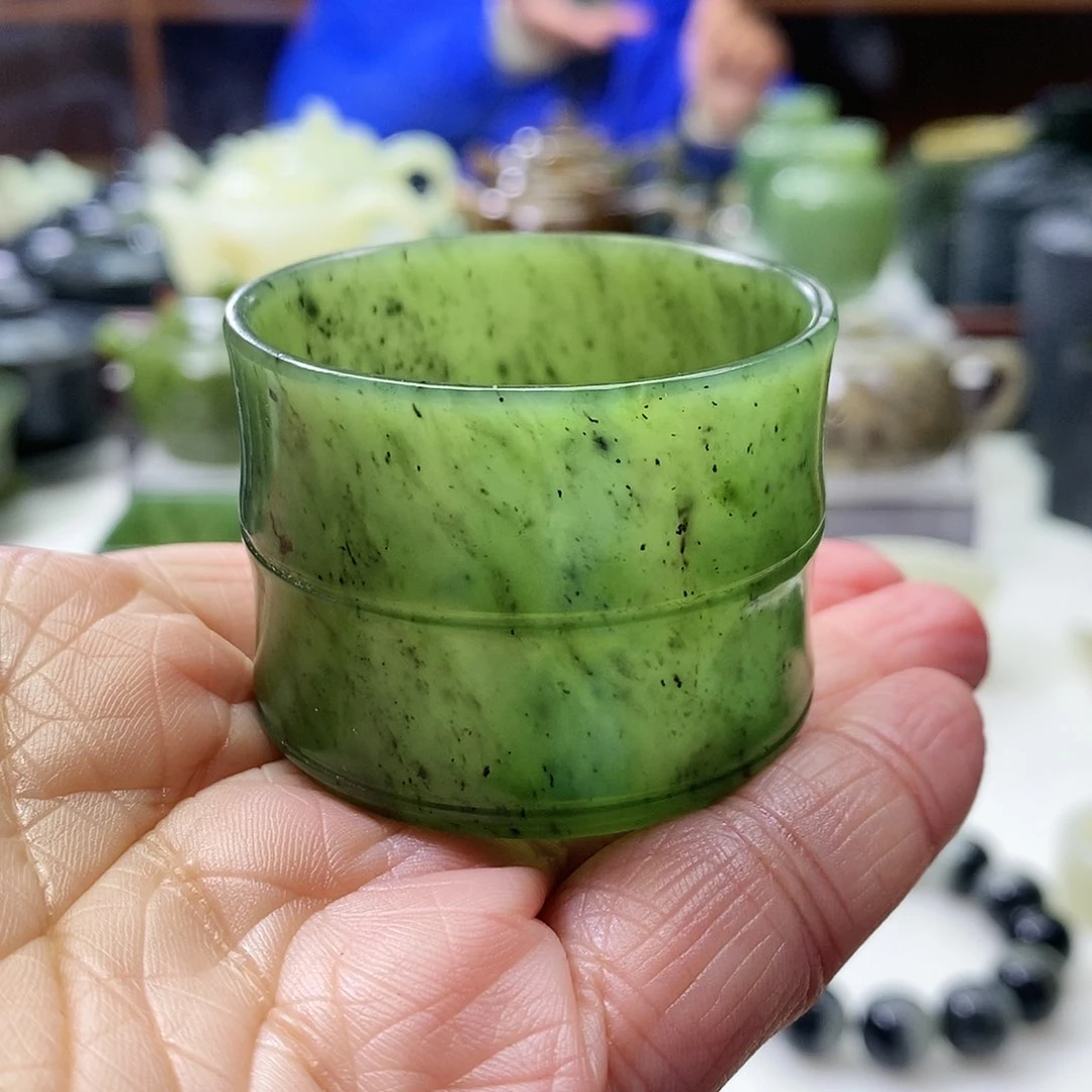 和田玉茶杯未镶嵌