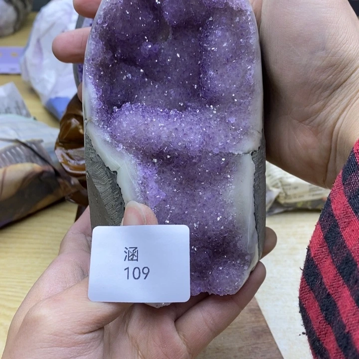 水晶大型摆件（非配饰）未镶嵌