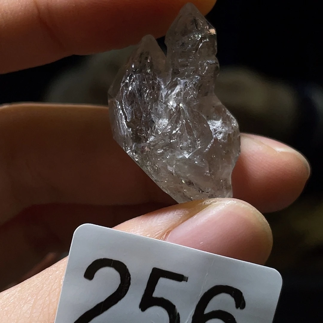 珠宝半成品水晶未镶嵌